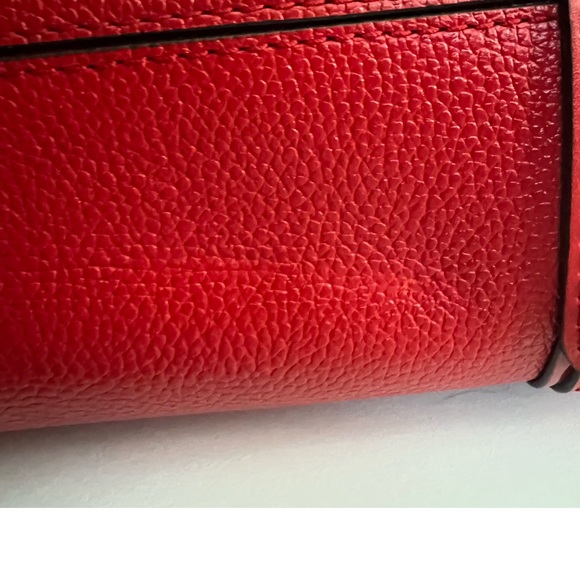 MICHAEL MICHAEL KORS Mercer Gallery Bright Red Medium Bag - Picture 13 of 14